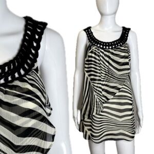Nicole by Nicole Miller Crochet Knit Tunic Tank Size M Sheer Zebra Striped Flowy